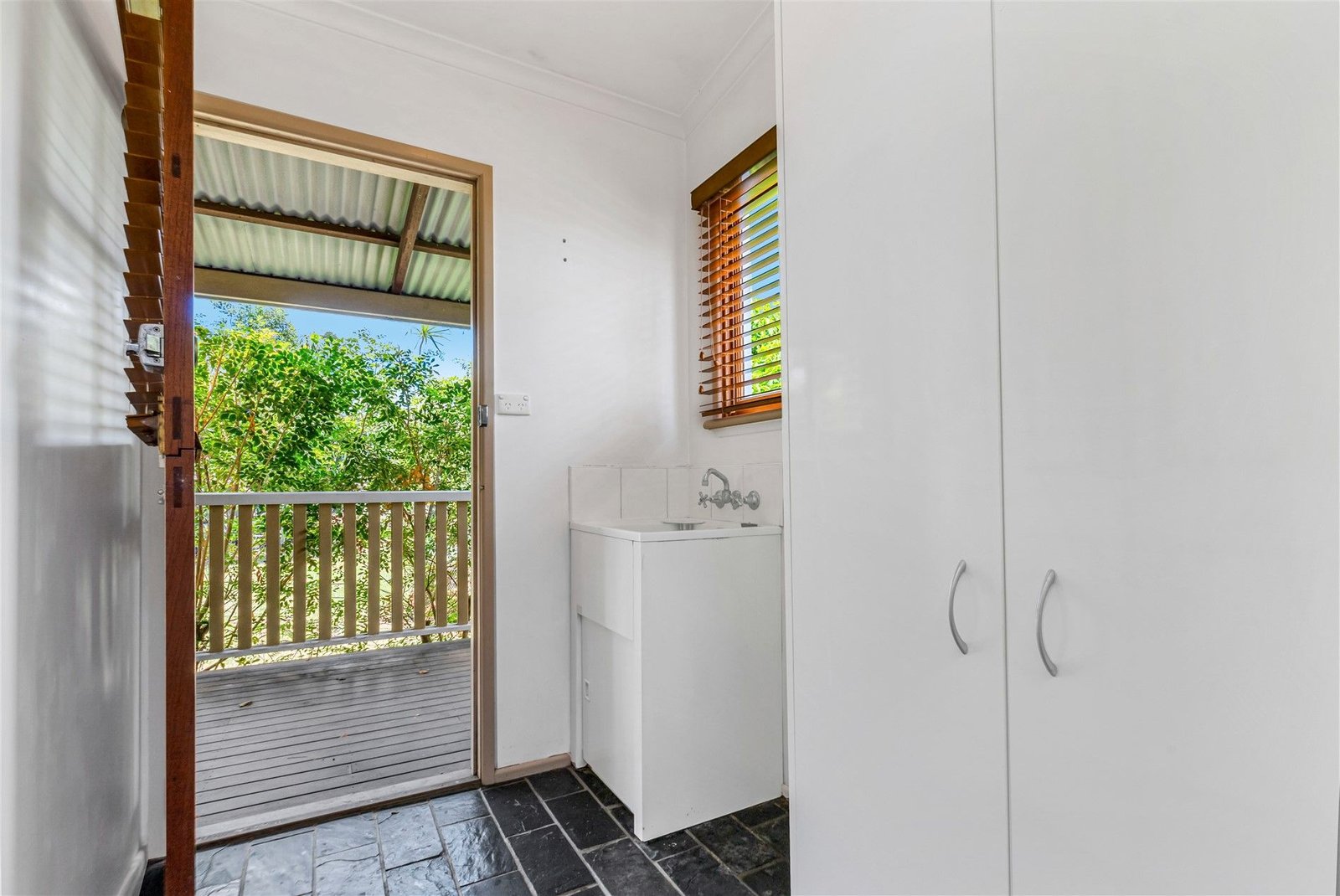 9 Henchman St  NUNDAH 16