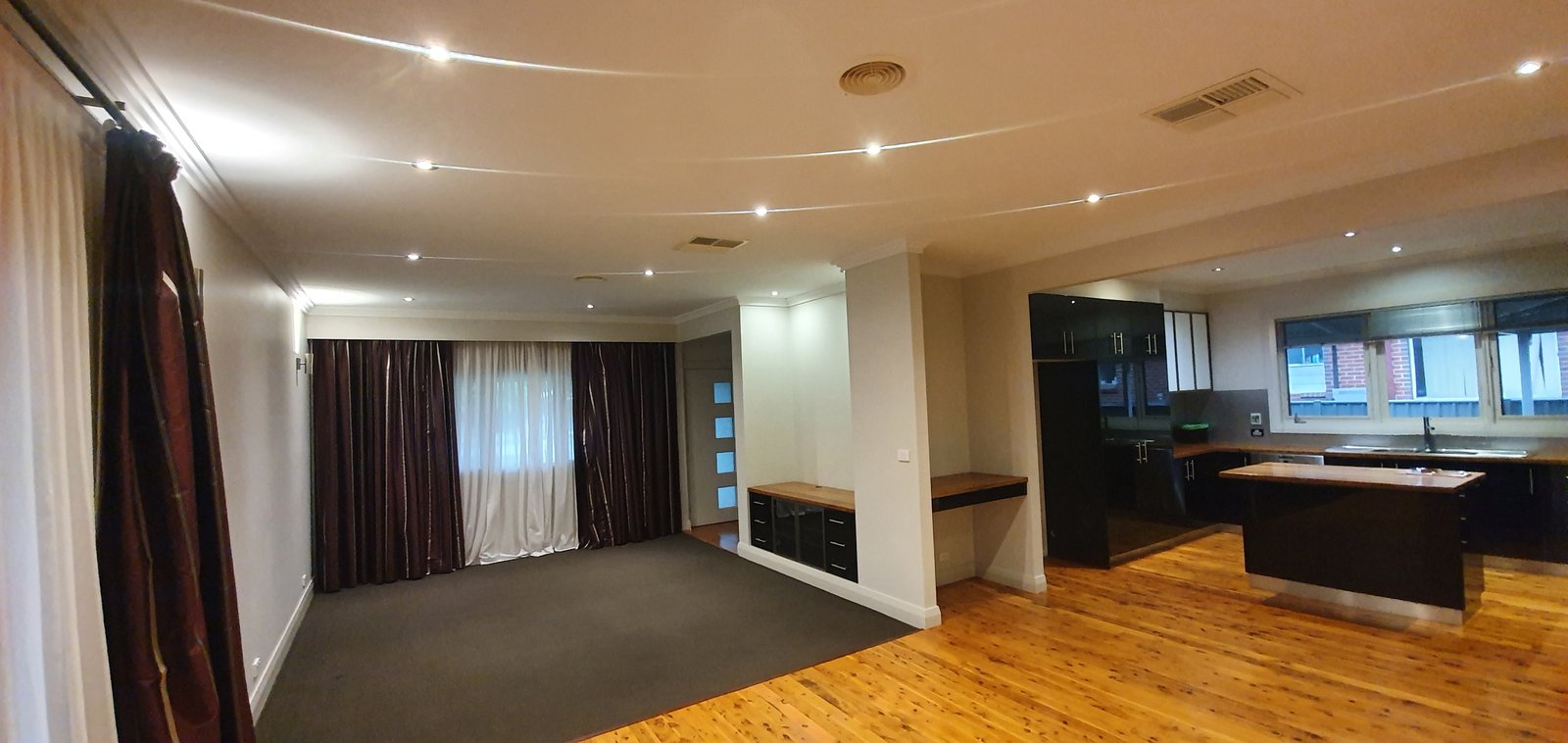 9 Herbert St  TUMUT 2