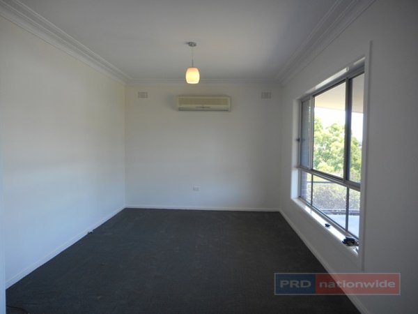 9 Highland Avenue TUMUT 3