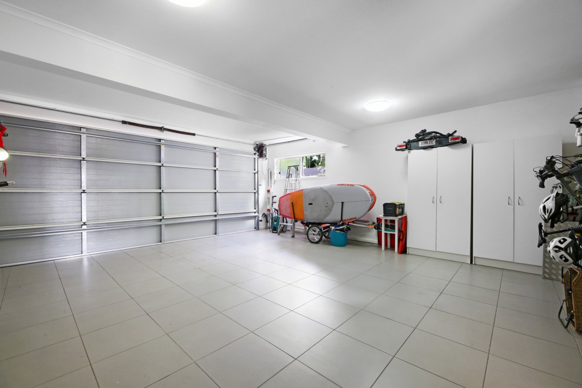 9 Hill Avenue BURLEIGH HEADS 22