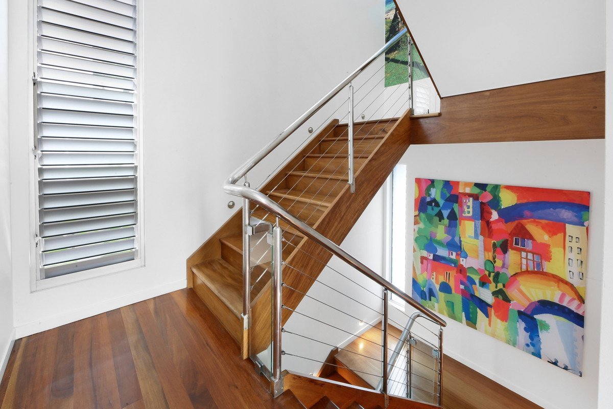 9 Hill Avenue BURLEIGH HEADS 25