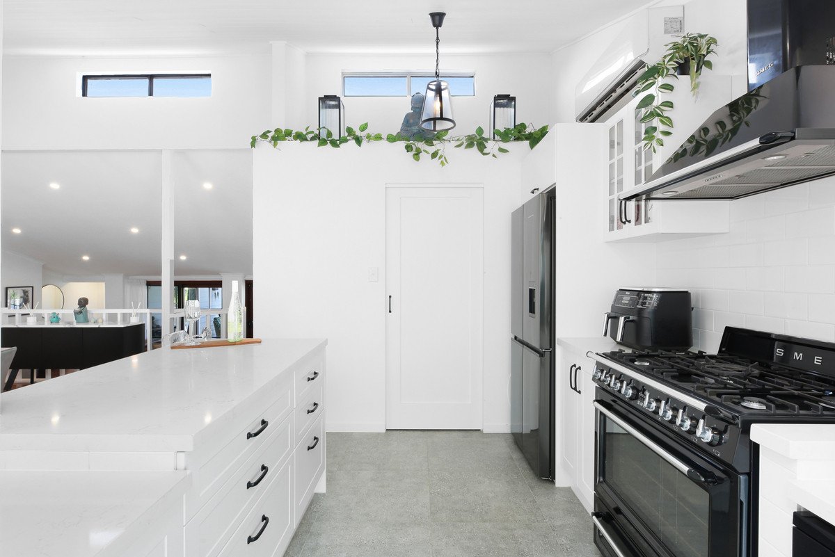 9 Hinterland Drive Mudgeeraba 6