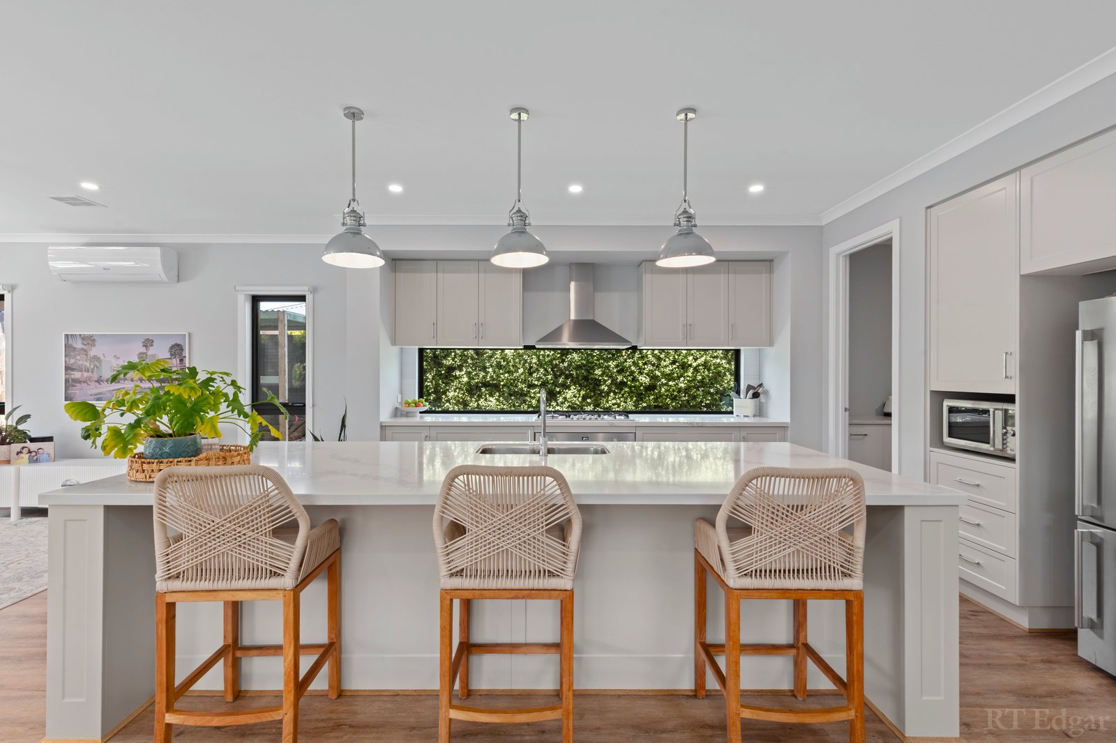 Real Estate and Property in 9 Holyhead Street, Ocean Grove, VIC