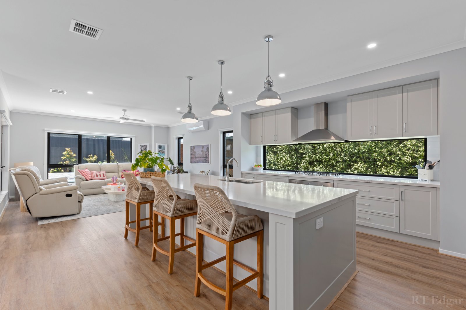 Real Estate and Property in 9 Holyhead Street, Ocean Grove, VIC