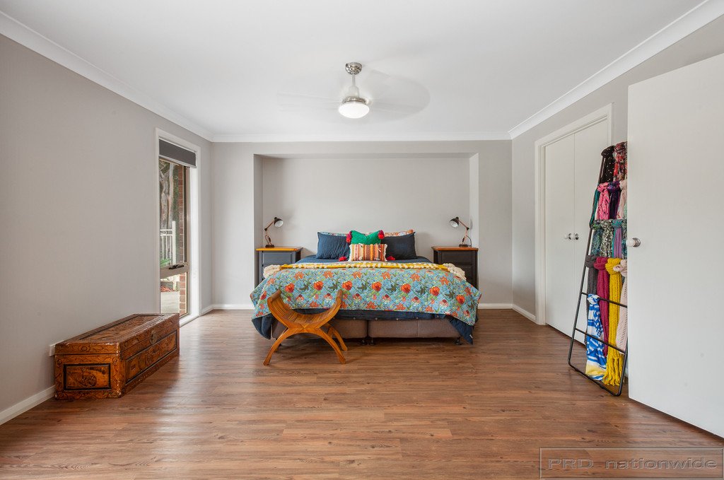 9 Honeyeater Place THORNTON 13