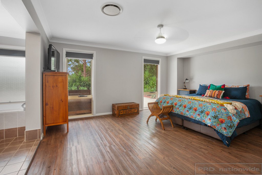 9 Honeyeater Place THORNTON 14