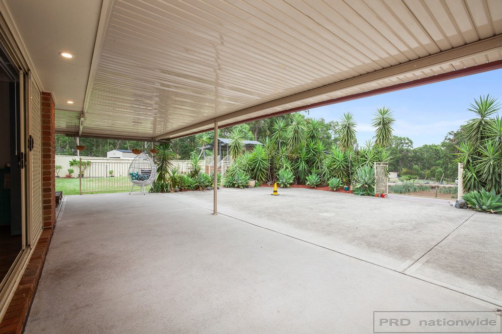 9 Honeyeater Place THORNTON 23