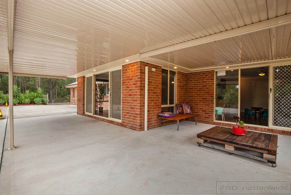 9 Honeyeater Place THORNTON 25