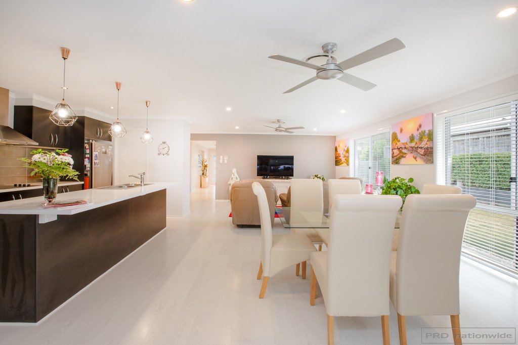 9 Honeysuckle Drive ABERGLASSLYN 8