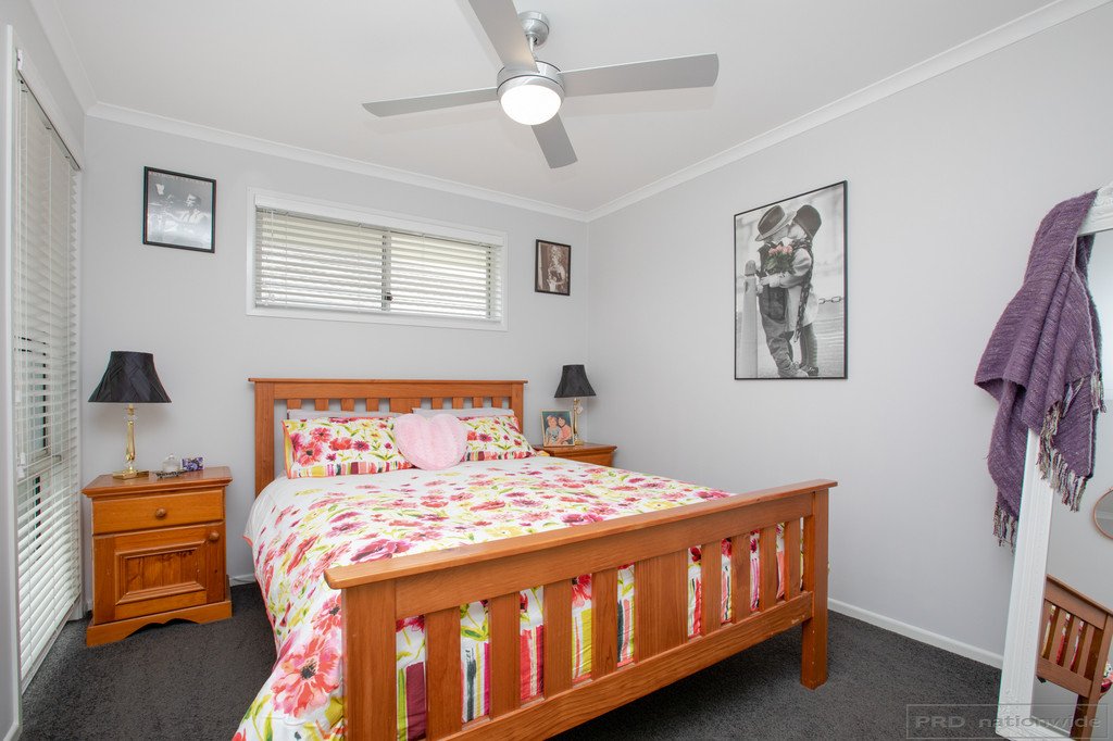 9 Honeysuckle Drive ABERGLASSLYN 13