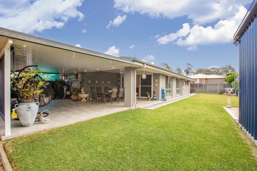 9 Honeysuckle Drive ABERGLASSLYN 19