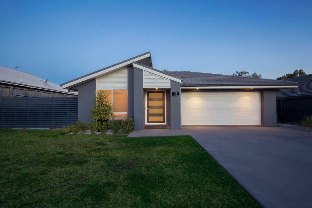 9 Honeysuckle Drive ABERGLASSLYN 24