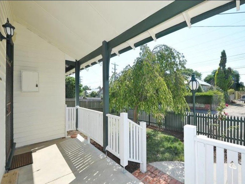 Gallery: 9 Hotham Street