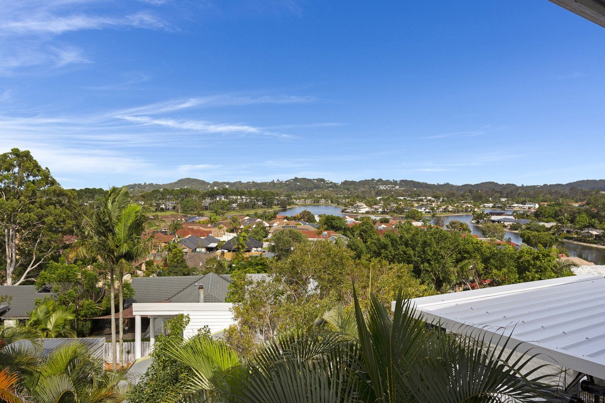 9 Hovea Court Elanora 4