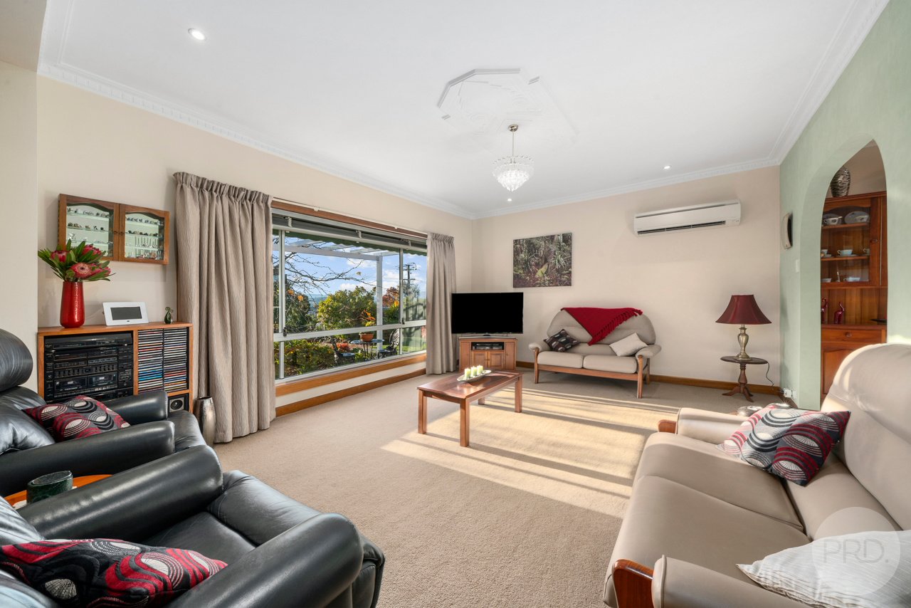 9 Huntley Street MONTROSE 6