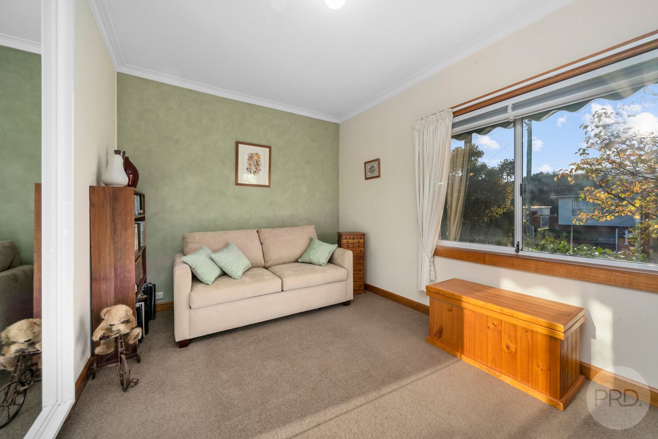 9 Huntley Street MONTROSE 12