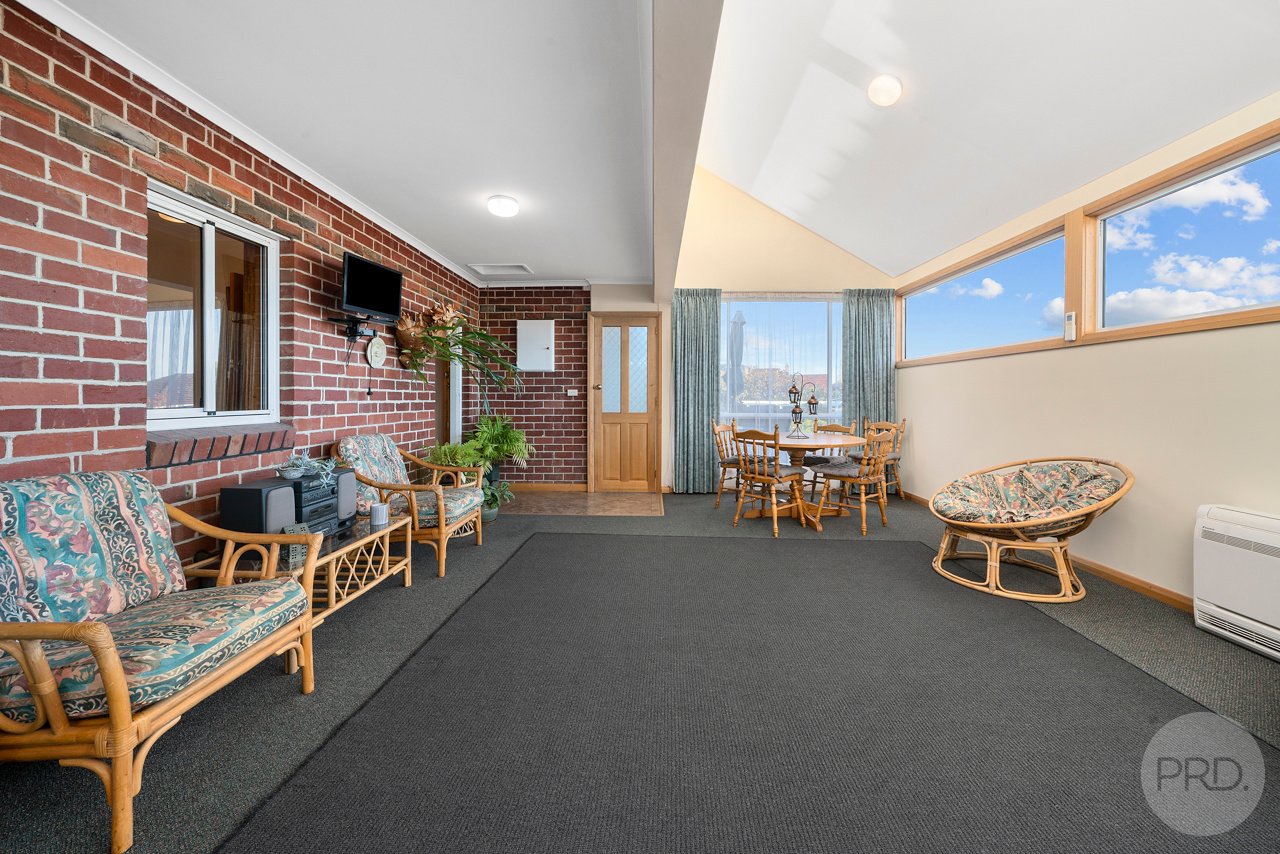 9 Huntley Street MONTROSE 17