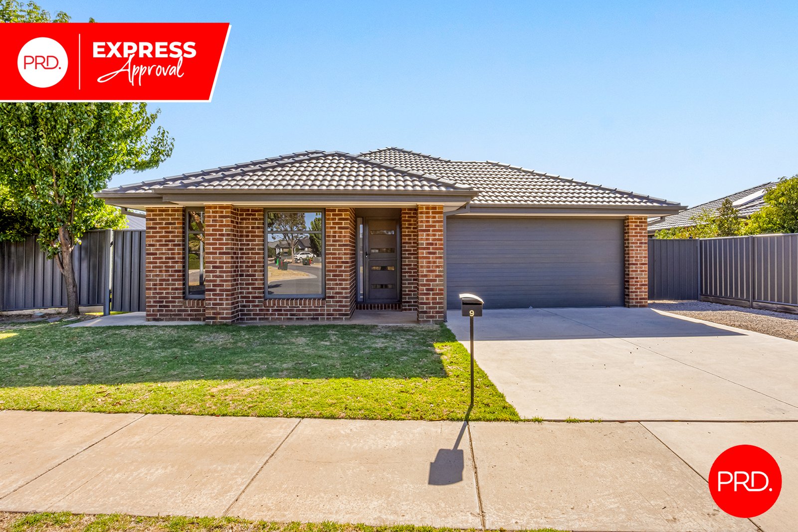 9 Hyatt Road HUNTLY 1