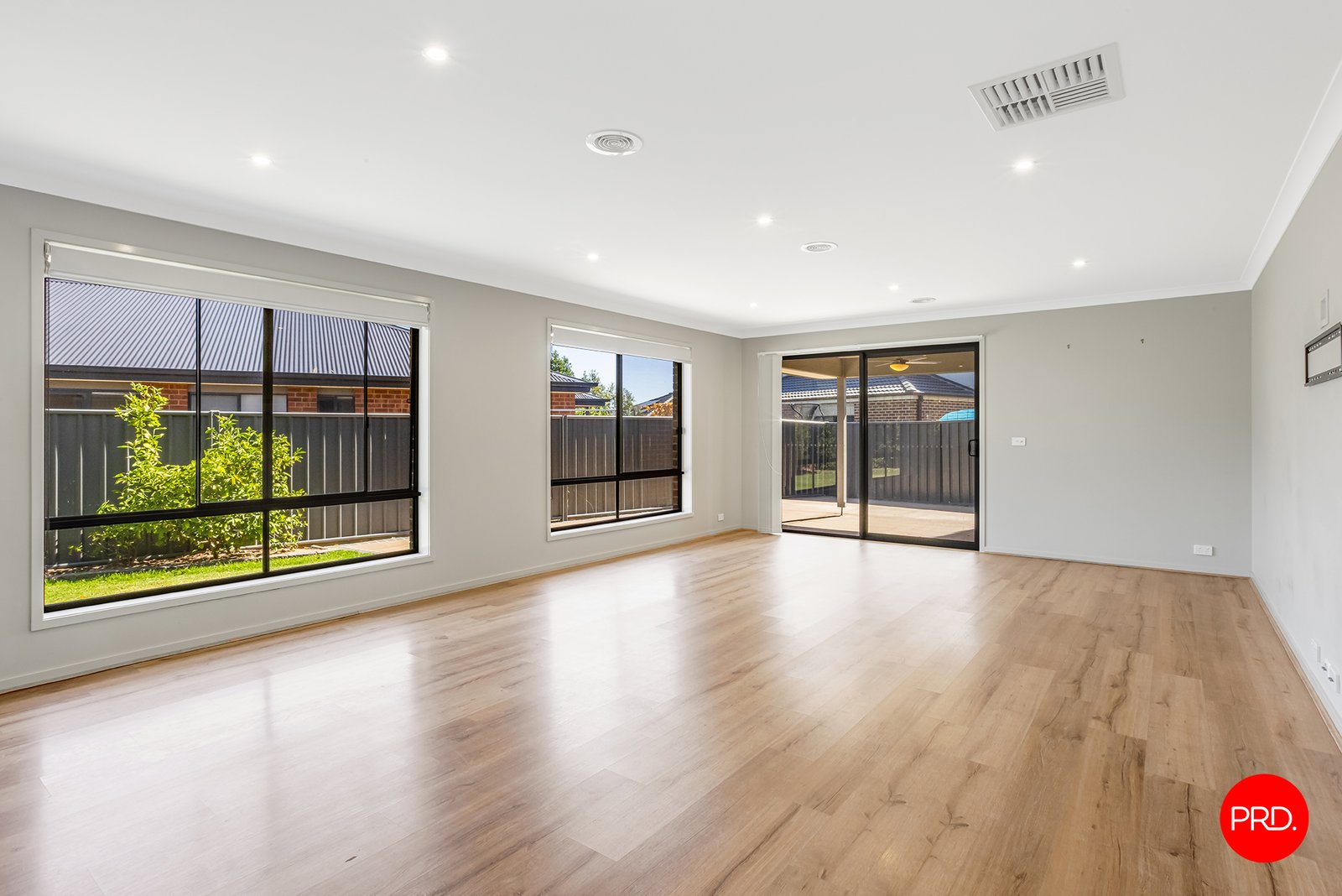 9 Hyatt Road HUNTLY 4