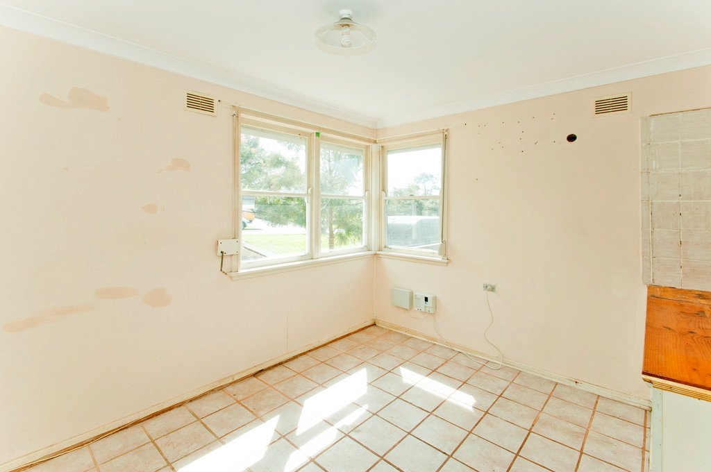 9 Illabunda Crescent KOONAWARRA 8