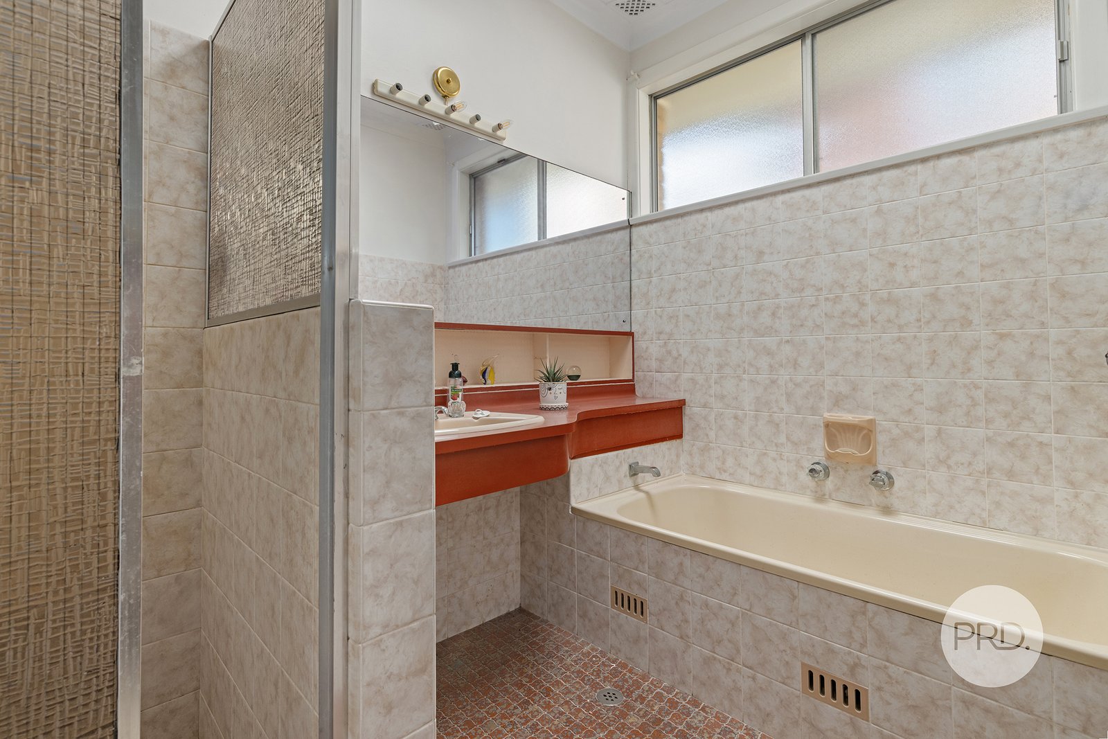 9 Illinga Place LUGARNO 9