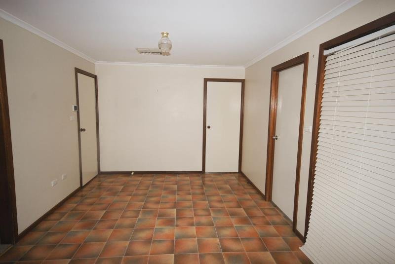 9 Incarnie Crescent WAGGA WAGGA 5