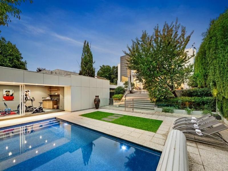 Real Estate and Property in 9 Iona Avenue, Toorak, VIC