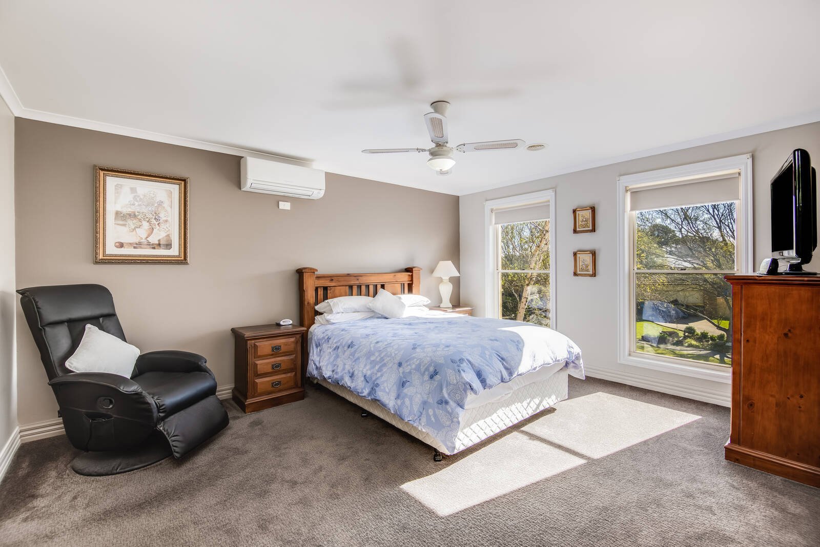 Real Estate and Property in 9 James Court, Drysdale, VIC