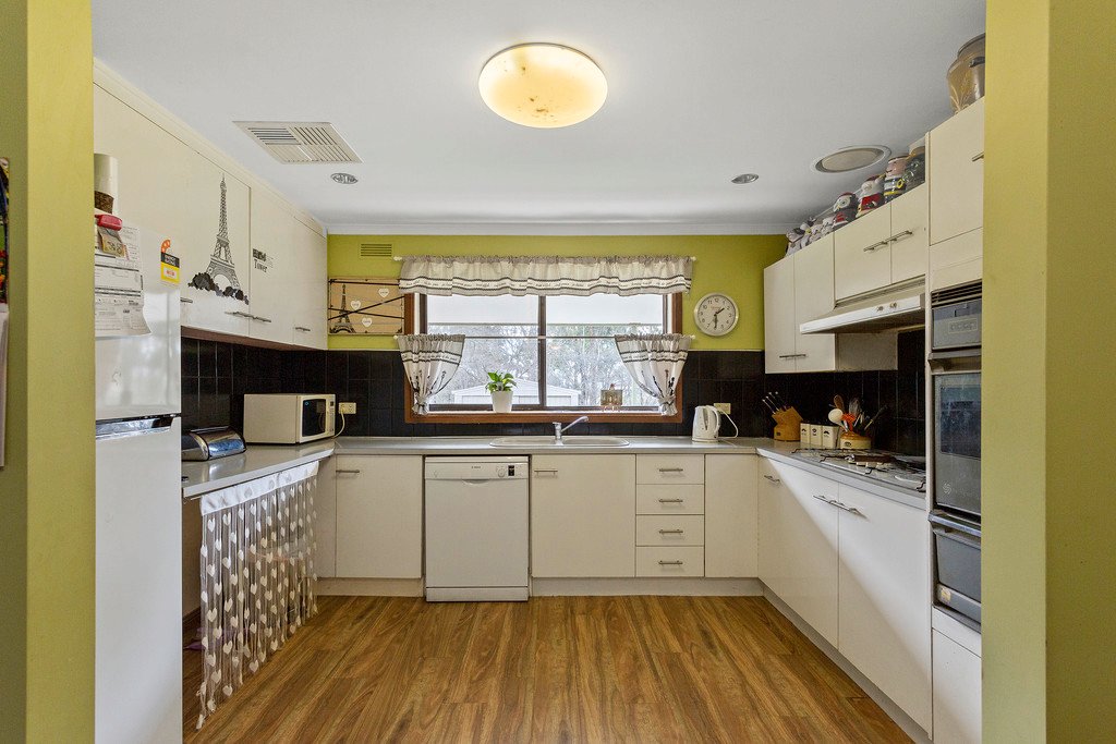 9 James Street EAGLEHAWK 3