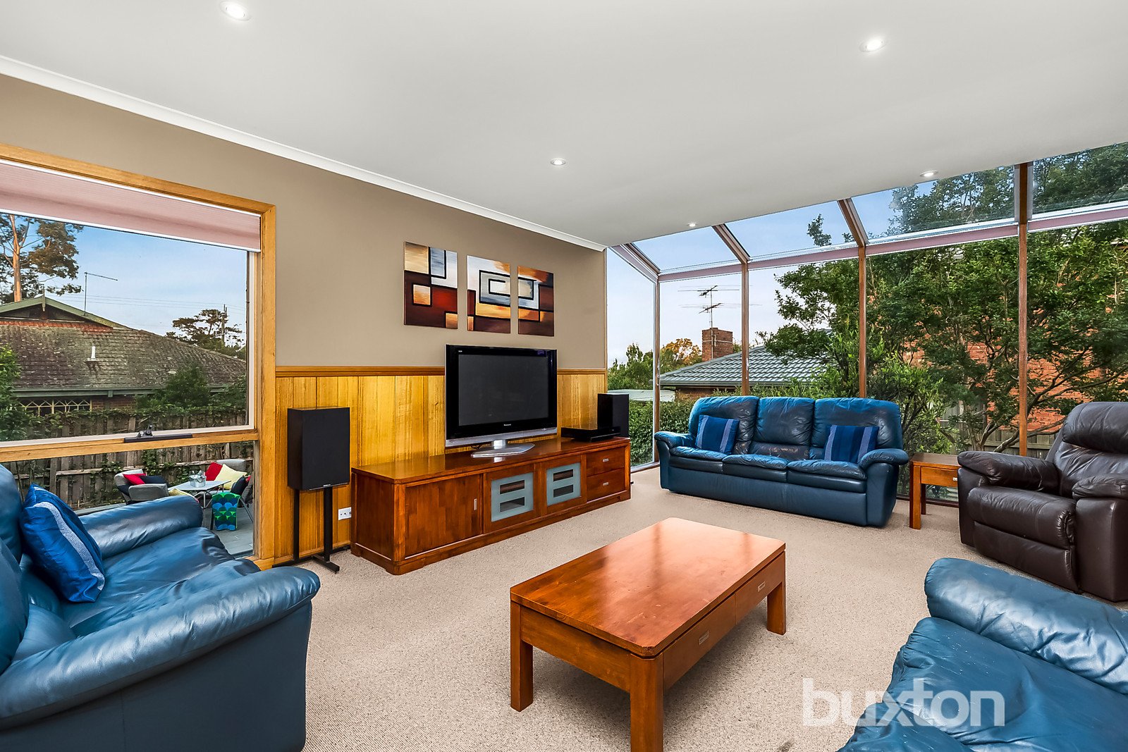 Gallery: 9 Jessup Close