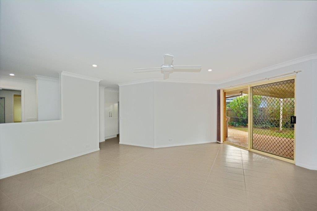 9 John Robb Way CUDGEN 8