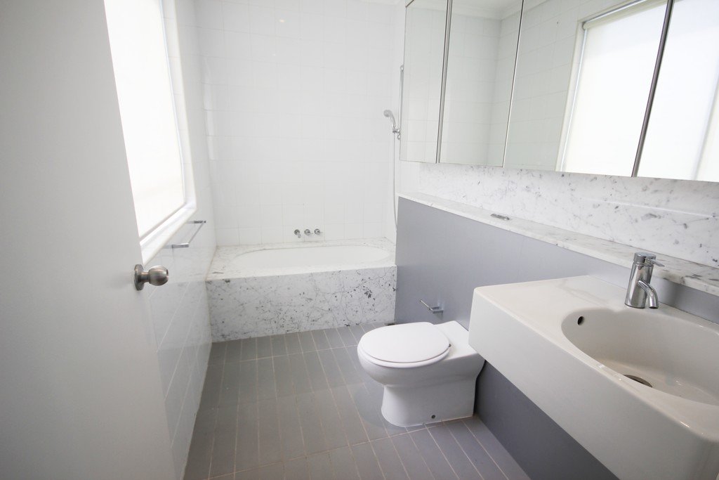 9 John Street KOGARAH BAY 7