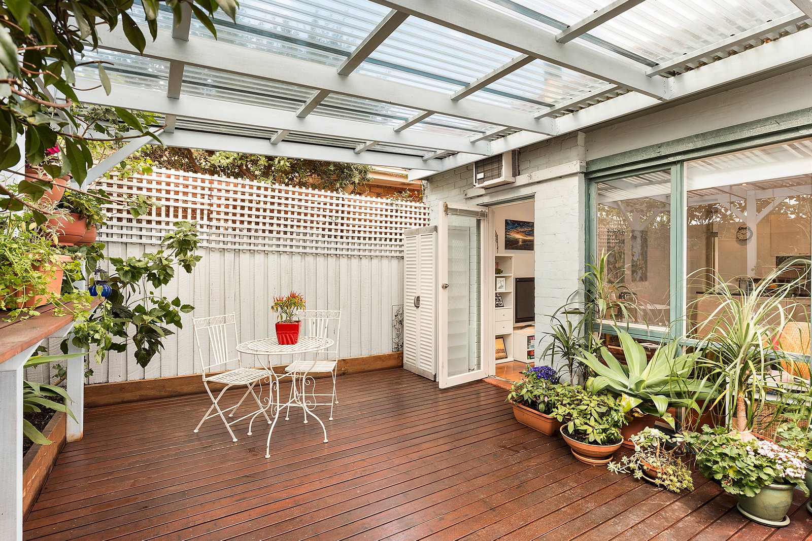 Gallery: 9 Johnson Street