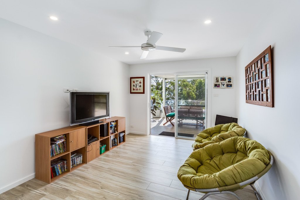 9 Joleen Crescent SHOAL BAY 18