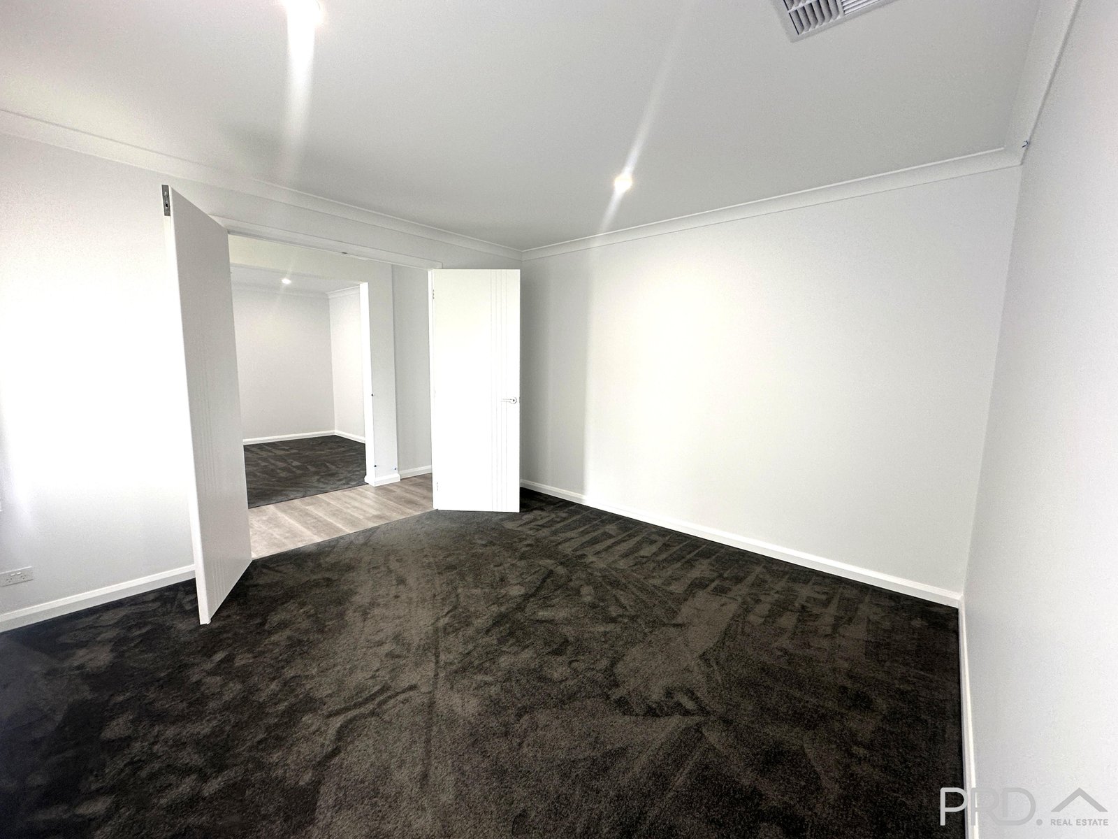 9 Karingal Court IRYMPLE 9