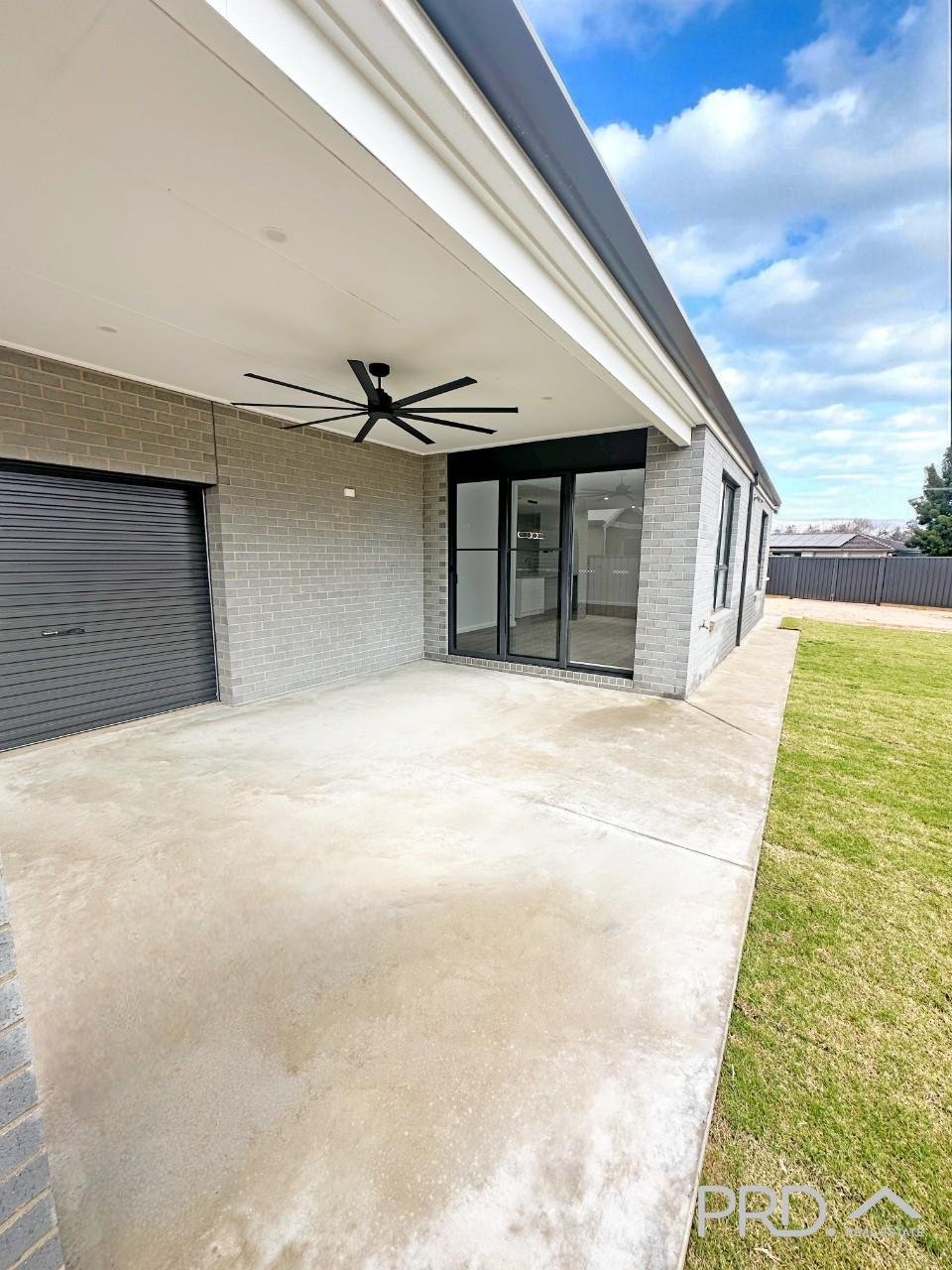 9 Karingal Court IRYMPLE 20