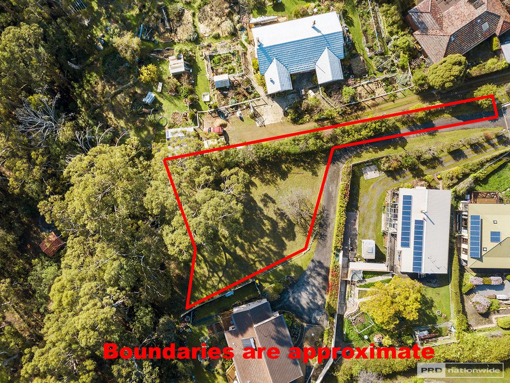 9 Karingal Court TAROONA 4
