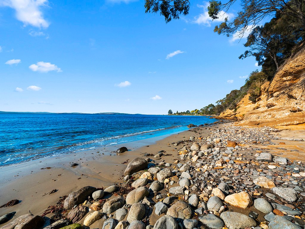 9 Karingal Court TAROONA 6