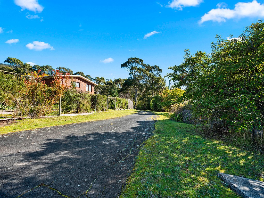 9 Karingal Court TAROONA 12