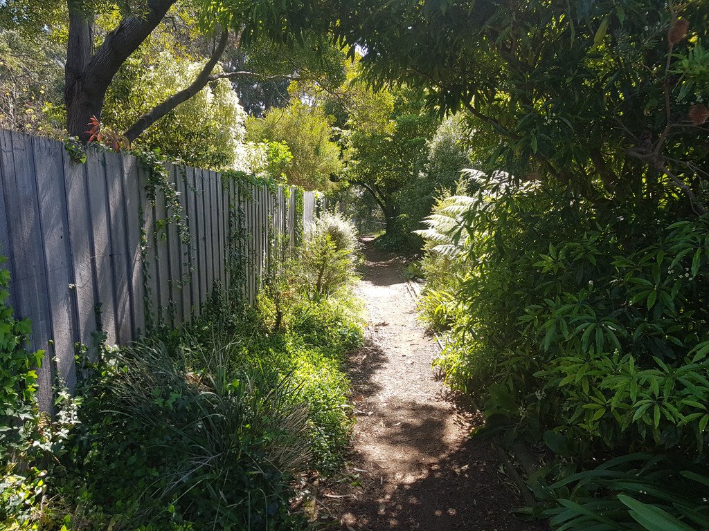 9 Karingal Court TAROONA 13