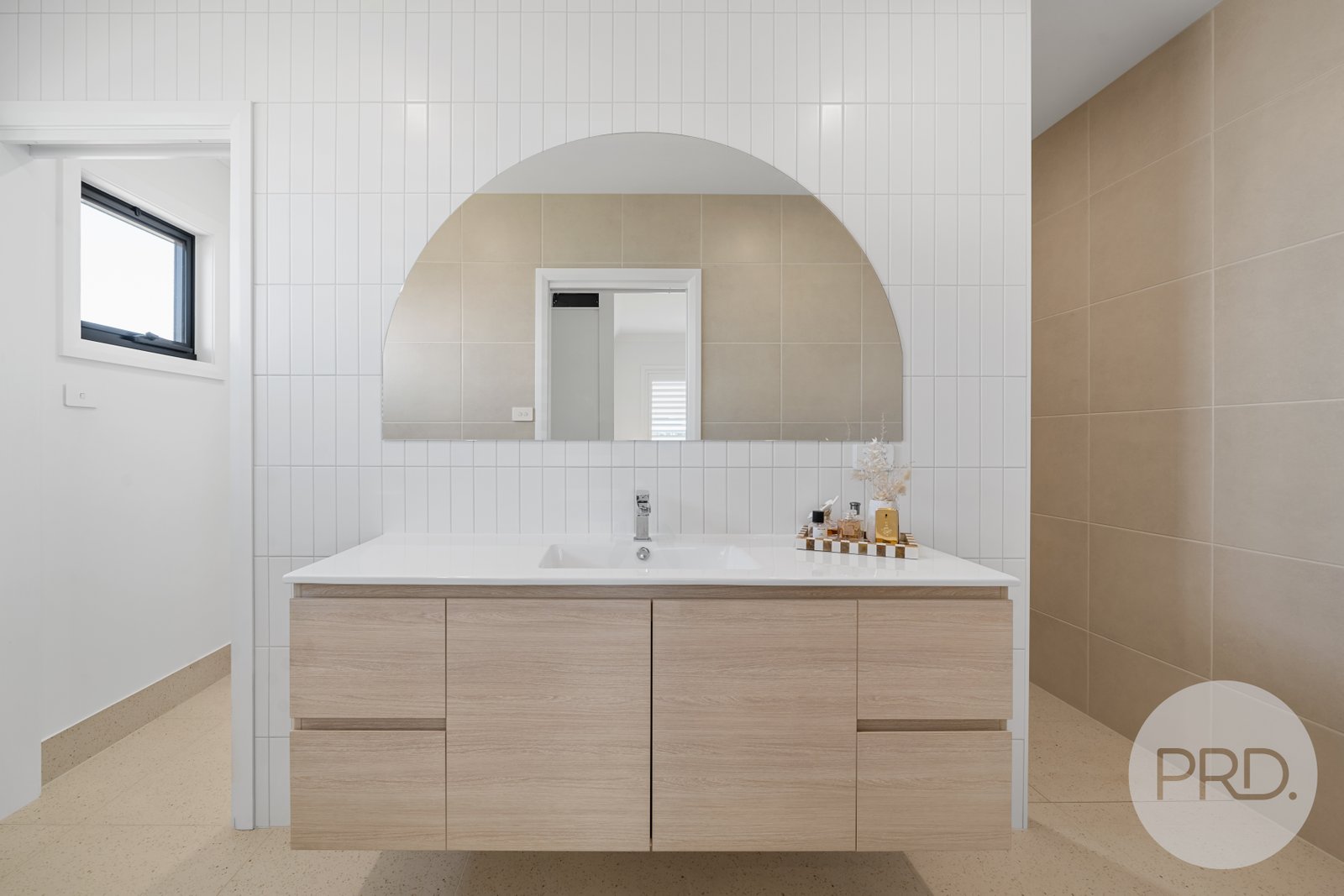 9 Katarah Street GOBBAGOMBALIN 7