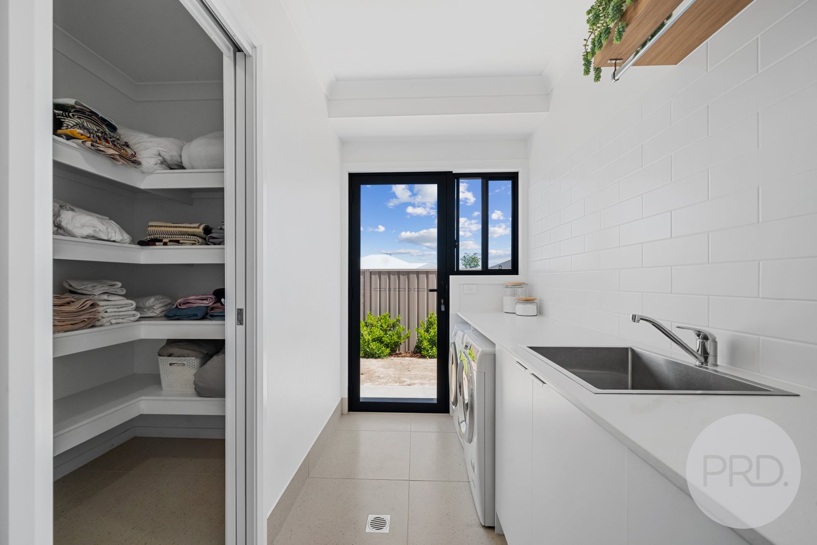 9 Katarah Street GOBBAGOMBALIN 15