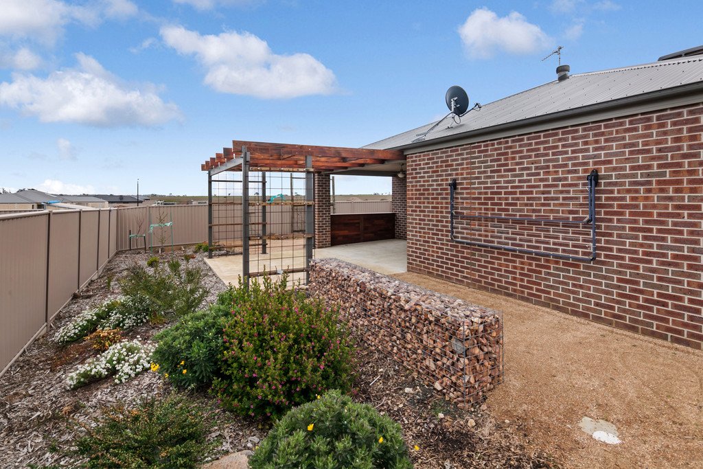 9 Kate Street DELACOMBE 14