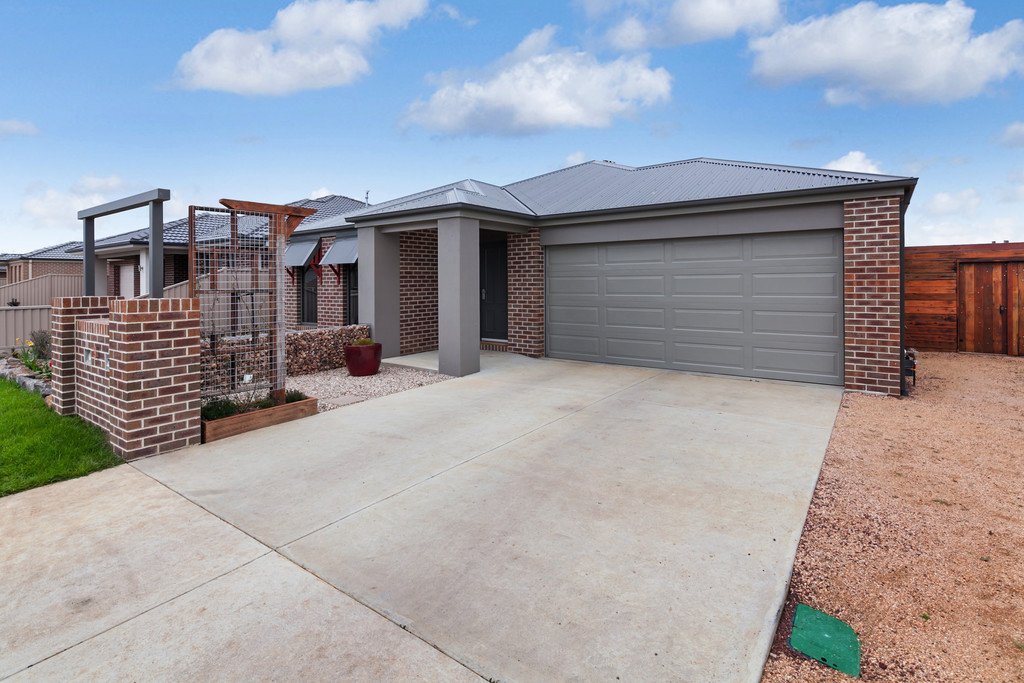 9 Kate Street DELACOMBE 16