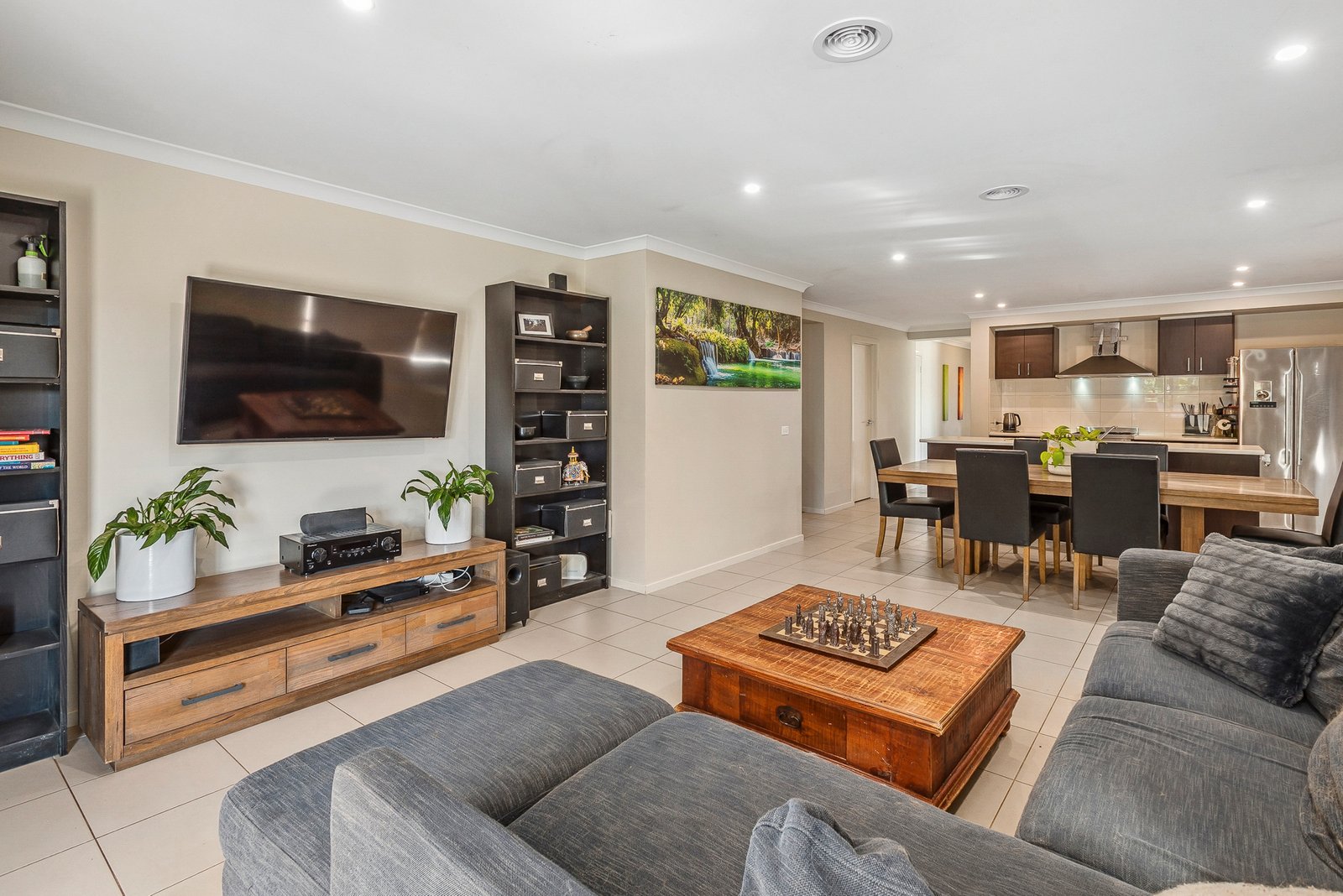 Real Estate and Property in 9 Kelly Close, Kyneton, VIC