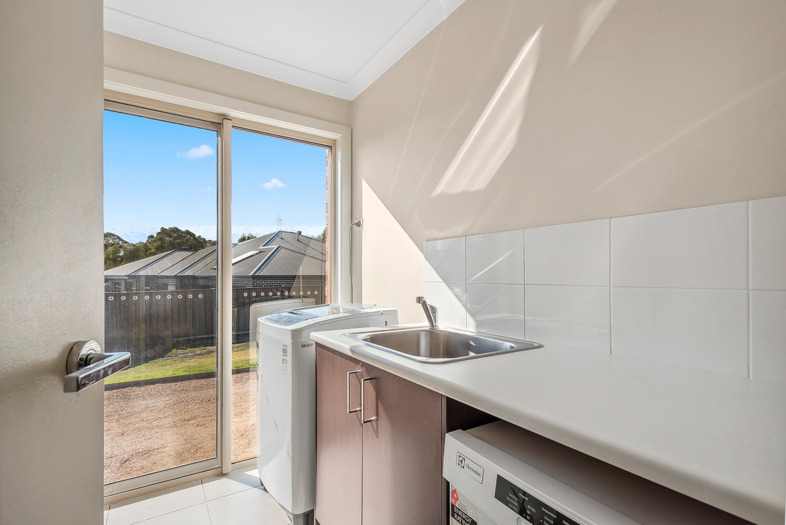 Real Estate and Property in 9 Kelly Close, Kyneton, VIC