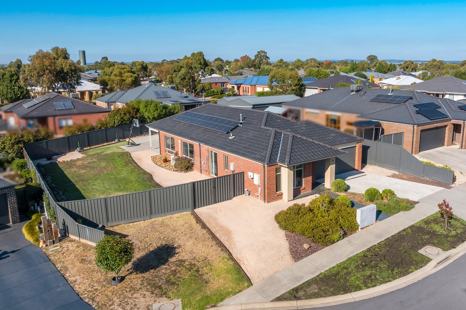 Real Estate and Property in 9 Kelly Close, Kyneton, VIC