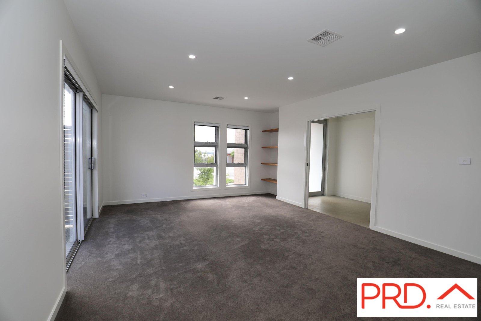9 Kemmis Street DENMAN PROSPECT 6