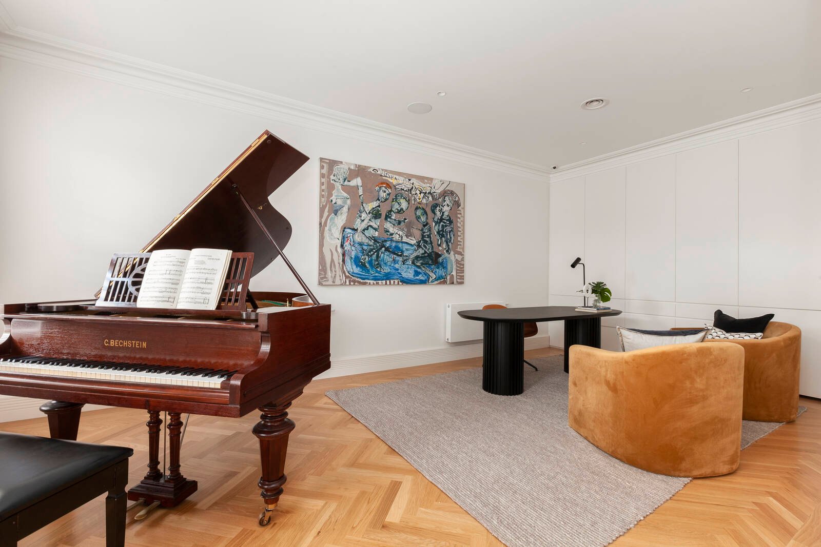 Real Estate and Property in 9 Kenley Court, Toorak, VIC