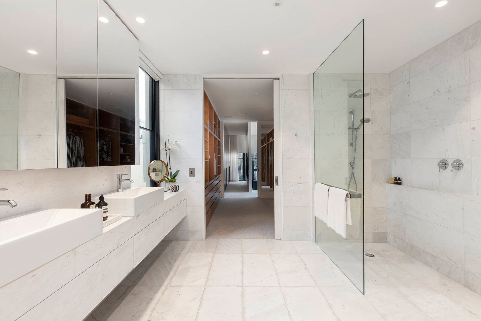 Real Estate and Property in 9 Kenley Court, Toorak, VIC